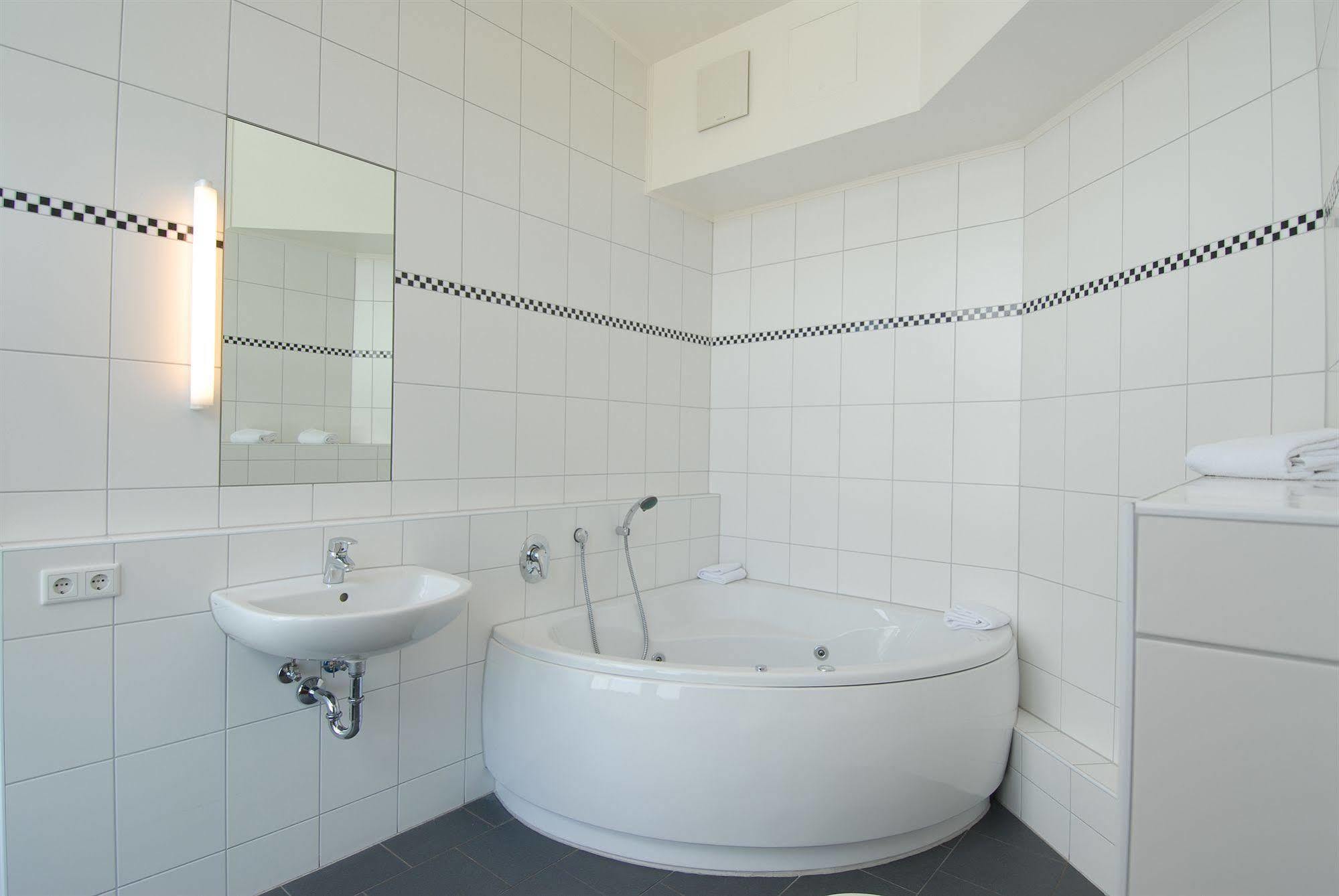 Auszeit Das Hotel Schweitenkirchen Εξωτερικό φωτογραφία